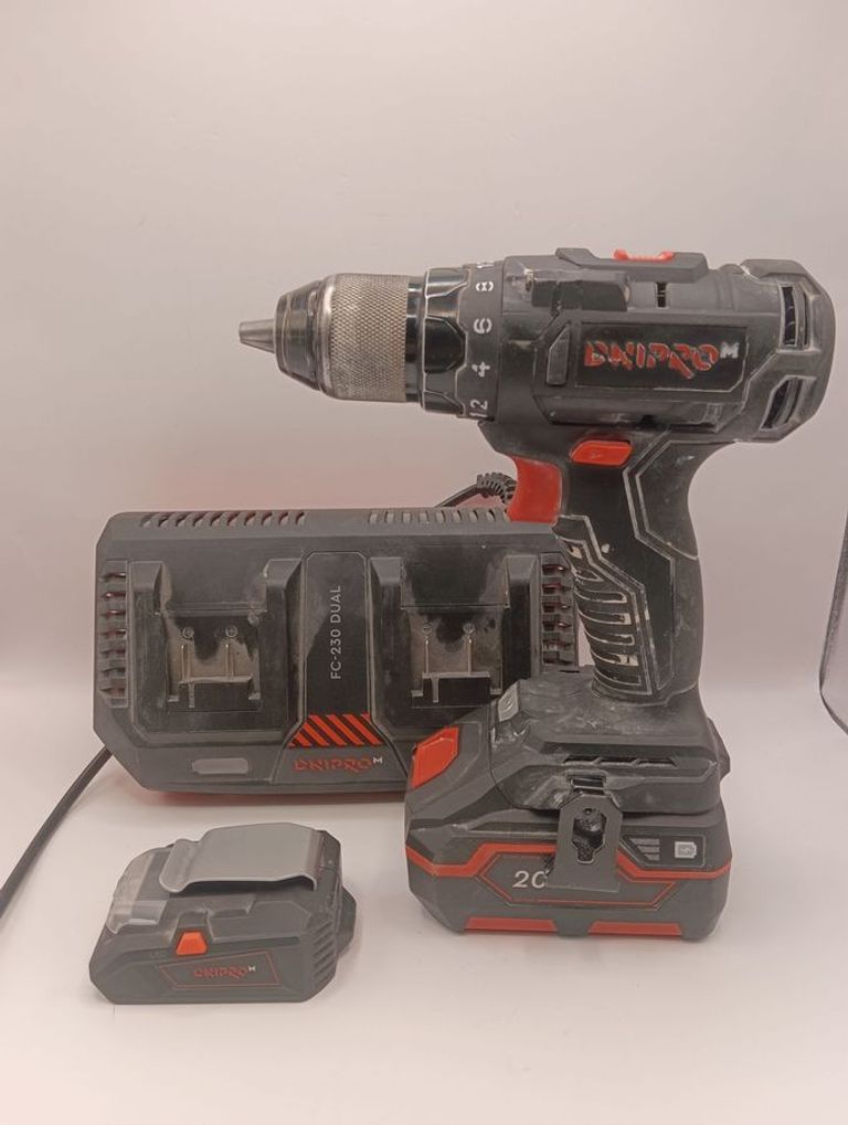 Купить Dnipro-M cd-200bc ultra 2021 1акб 4аh зп Б/У