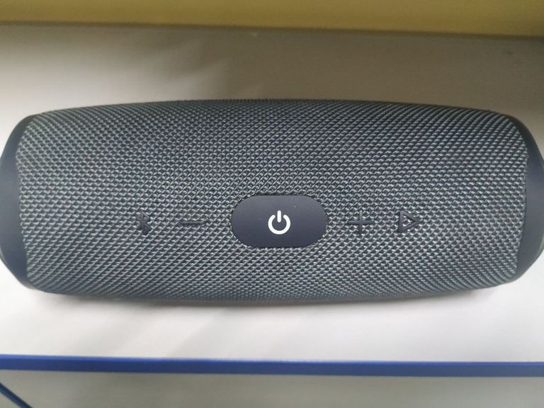 Объявление Jbl charge essential 2 Б/У