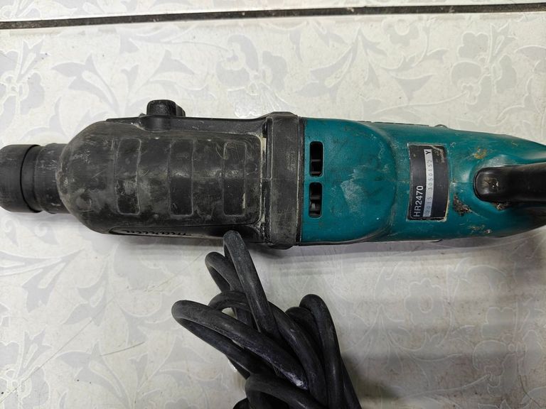 Оголошення Makita HR2470 Б/У