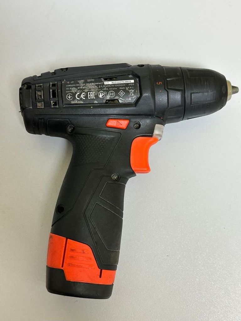 Дешево Dnipro-M cd-12cx compact з ломбарду