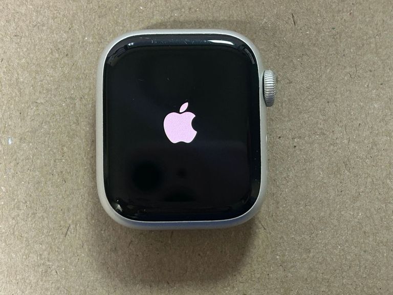 Купити Apple watch series 8 gps 41mm aluminum case Б/У