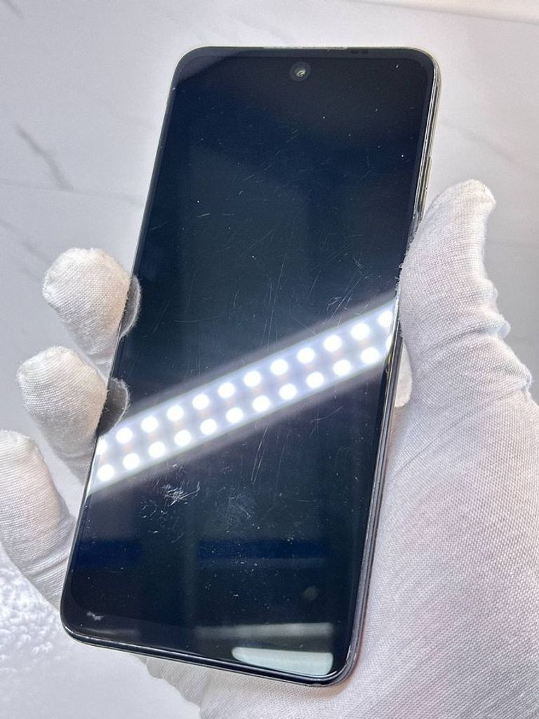 Motorola moto g32 6/128gb xt2235-2 Код:01-200903631. Зображення 6