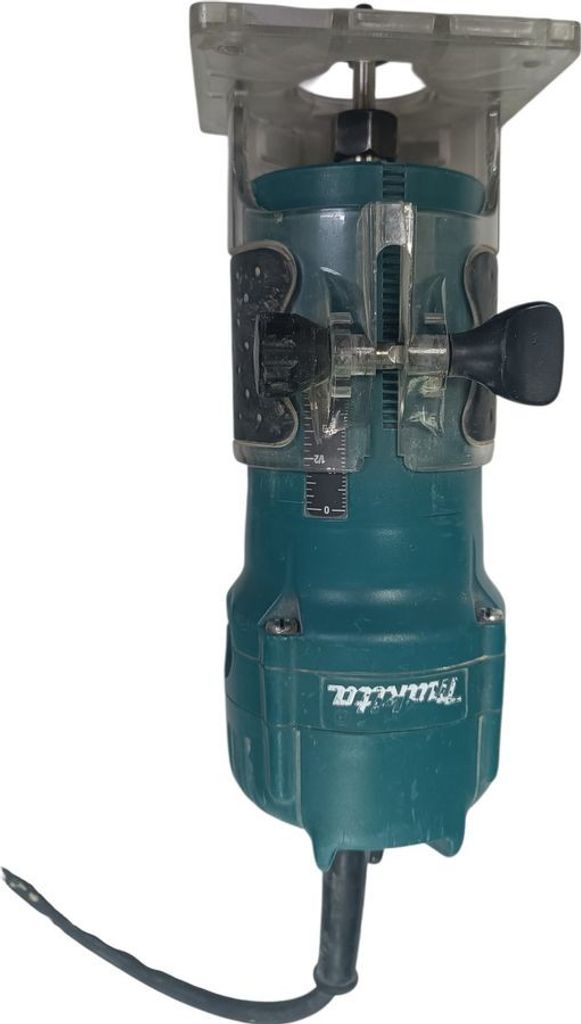 Дешево Makita 3709 з ломбарду