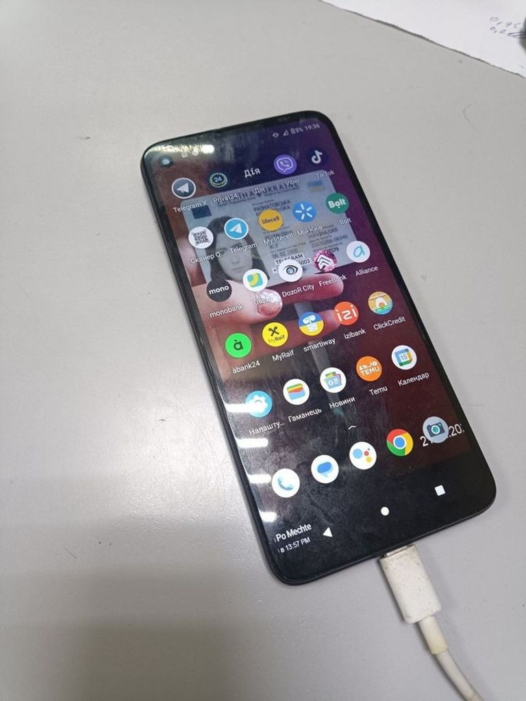 Купити Motorola g8 power lite 4/64gb Б/У
