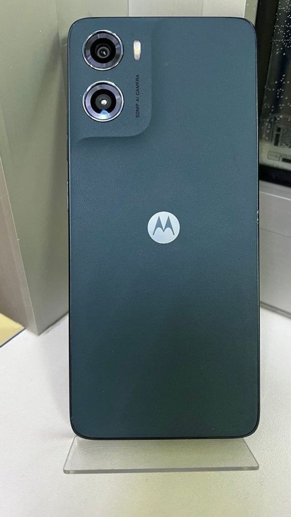 Купить Motorola moto g06 4g 4/64gb tendril Б/У