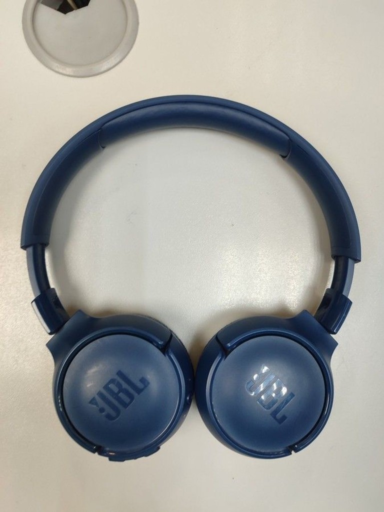 Купить Jbl tune 520bt Б/У