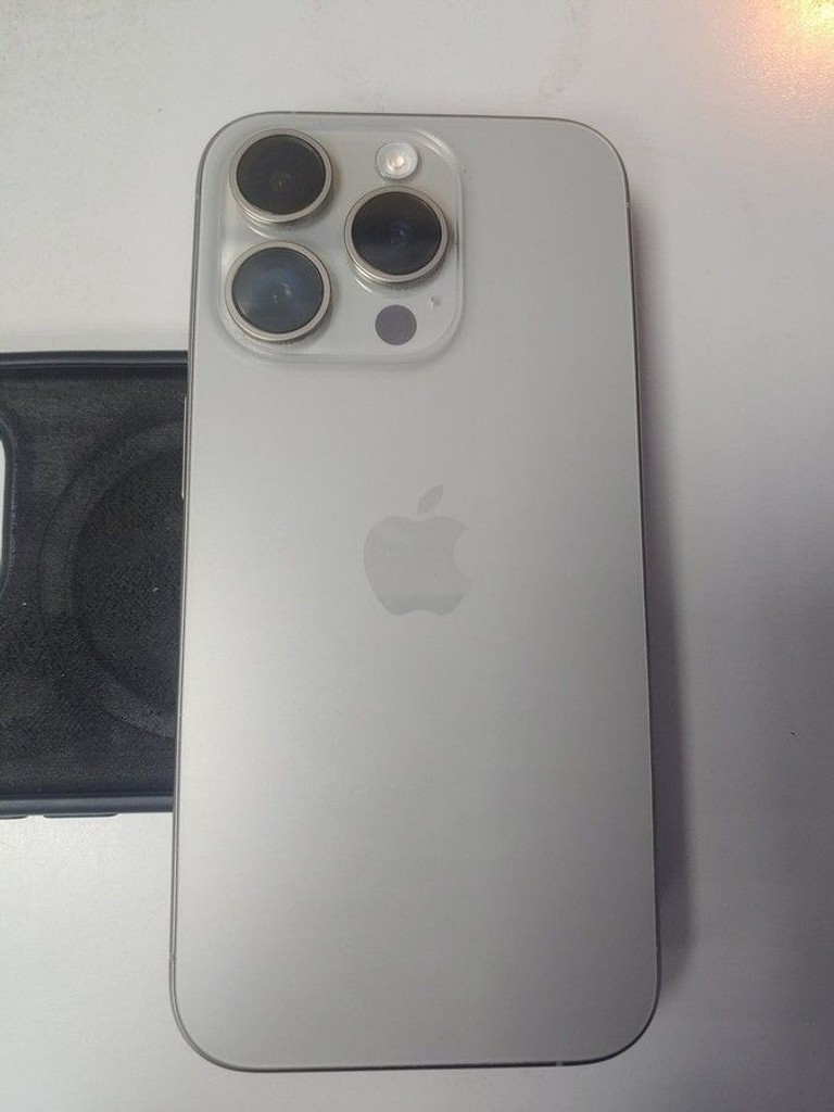 Объявление Apple iphone 15 pro 256gb Б/У