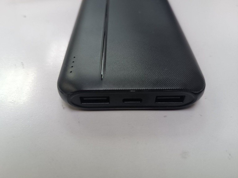 Купить Rivacase VA2031 10000mAh Black Б/У