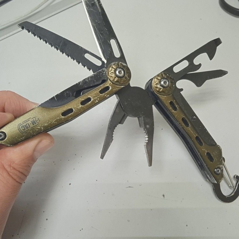 Дешево M-Tac без моделі з ломбарду