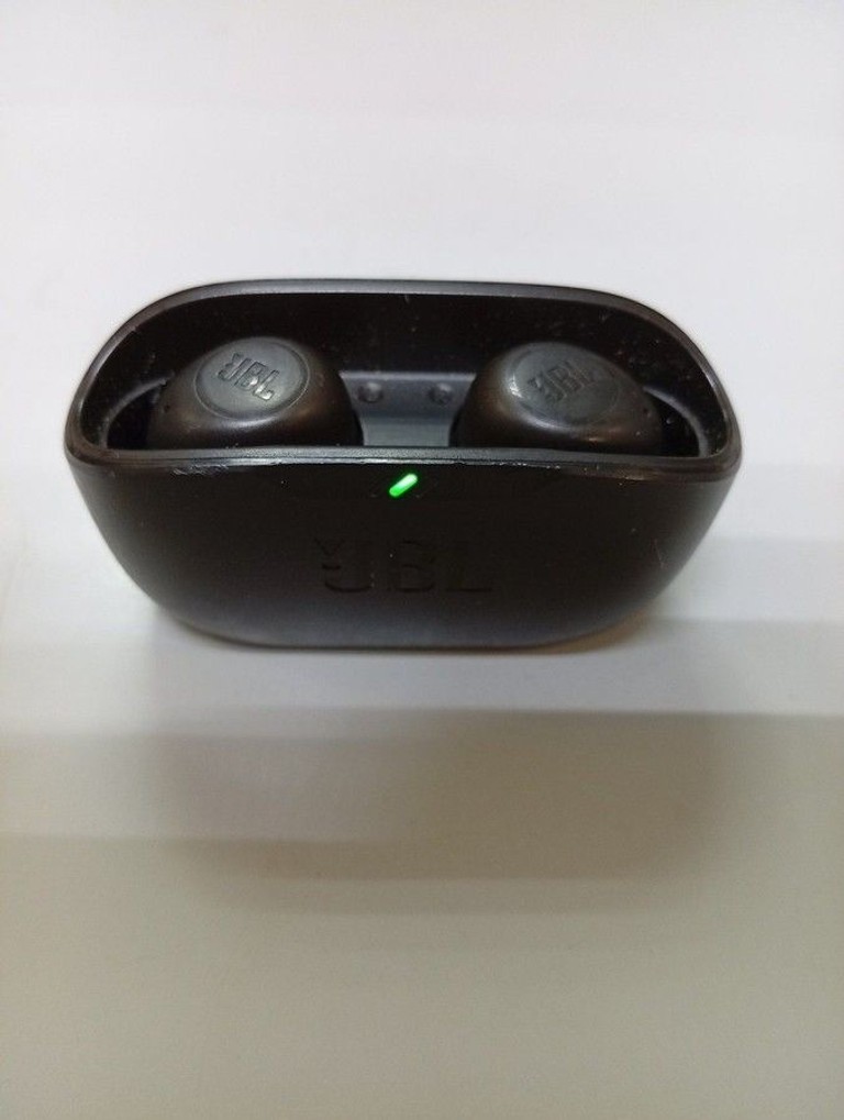 Дешево Jbl wave buds з ломбарду