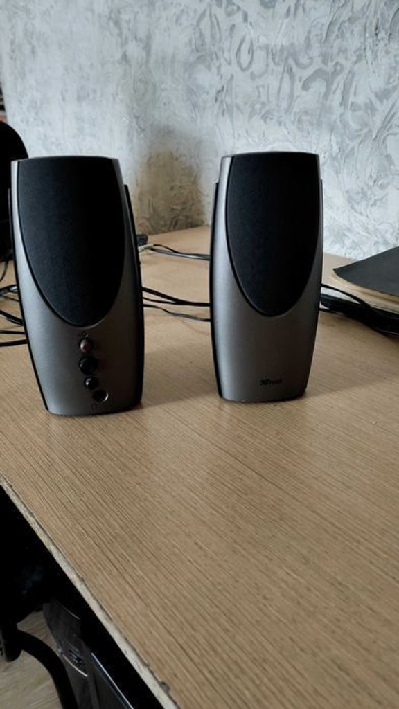 Дешиво Qinle + Trust + Bluetooth (3 шт) с ломбарда
