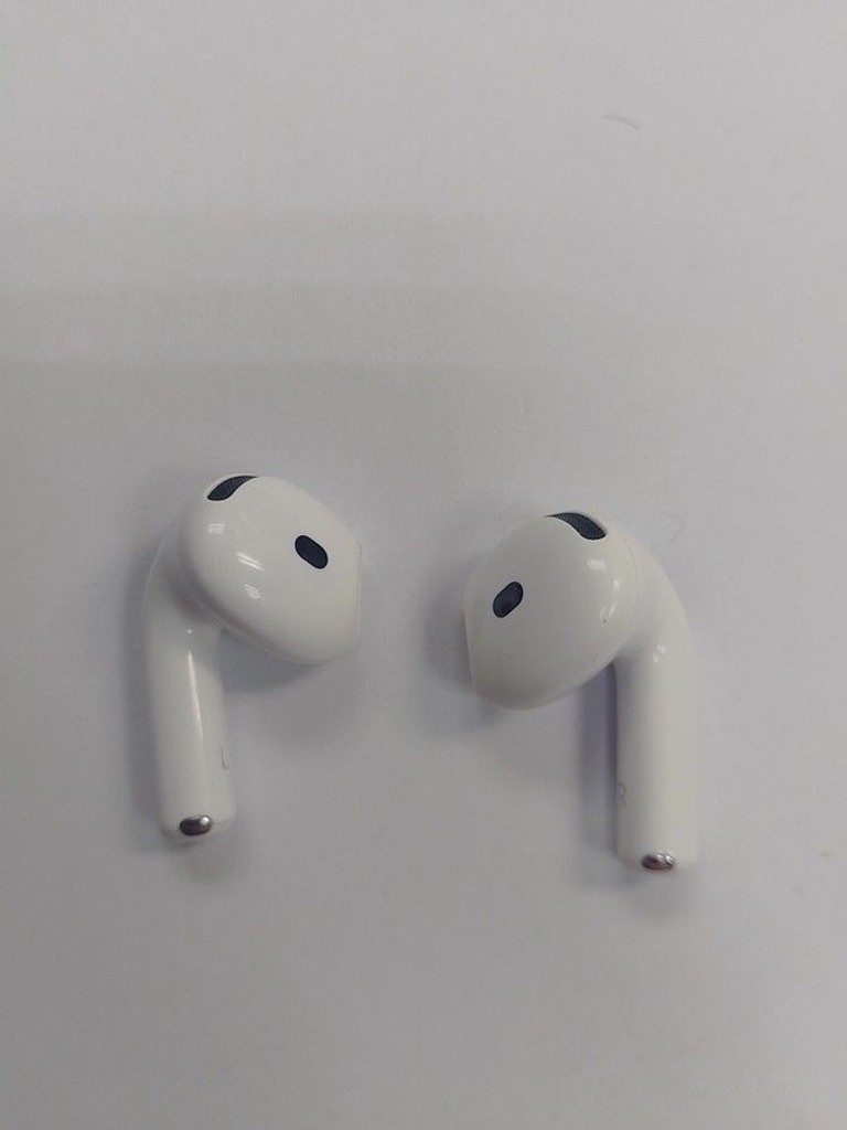 Дешиво Apple airpods 4 с ломбарда