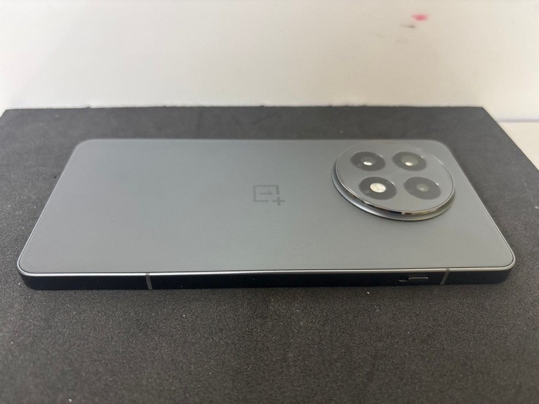 Oneplus 13r 12/256gb Код:01-200955938. Зображення 5