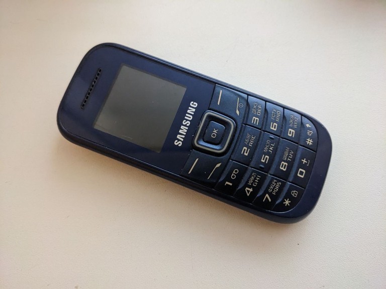 Дешево Samsung GT-E1200i з ломбарду