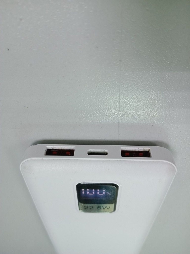 Дешиво Klgo kp-43 10000mah 22.5w с ломбарда