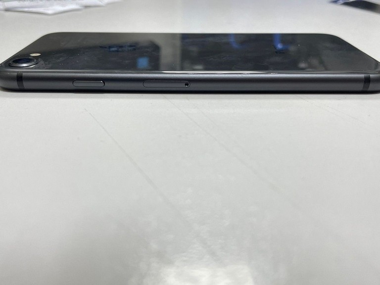 Apple iphone 8 64gb Код:01-200963044. Зображення 9