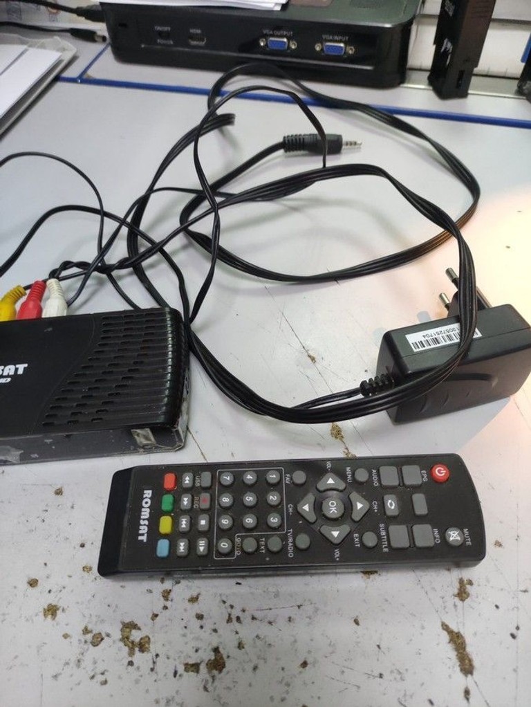 Купить Romsat tr-9005hd Б/У