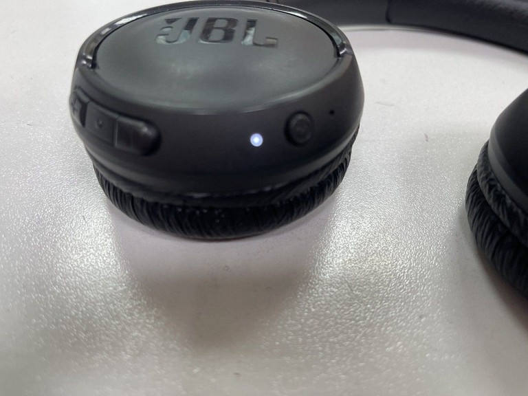 Объявление Jbl tune 500bt Б/У