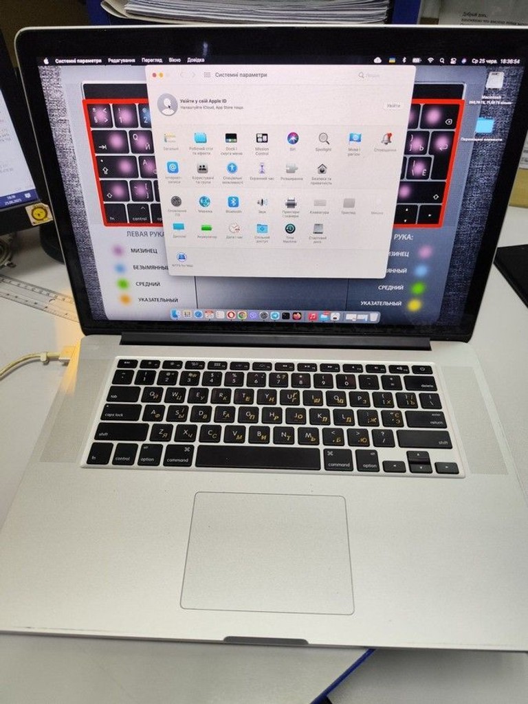 Купить Apple macbook pro/ a1398/ core i7 2.4hgz/ ram8gb/ ssd256gb/ geforce gt 650m/ intel hd4000 Б/У