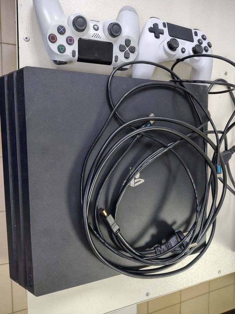 Sony playstation 4 pro 1tb Код:01-200991296. Изображение 7