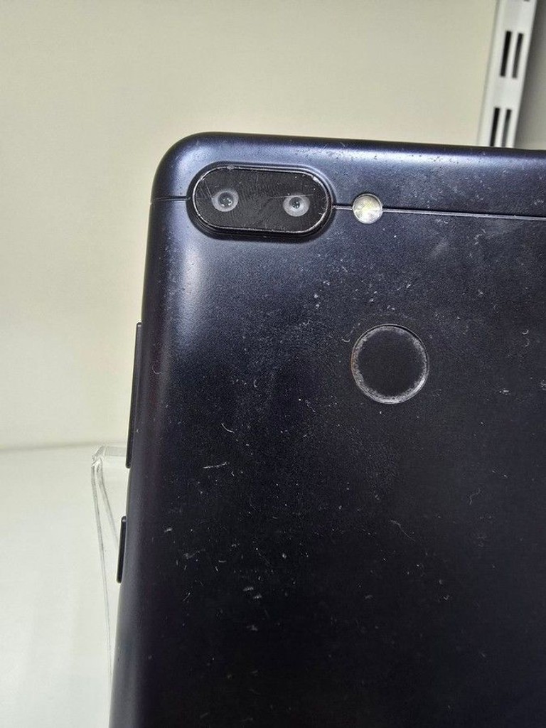 Розпродаж Xiaomi redmi 6 4/64gb, продавець Техноскарб
