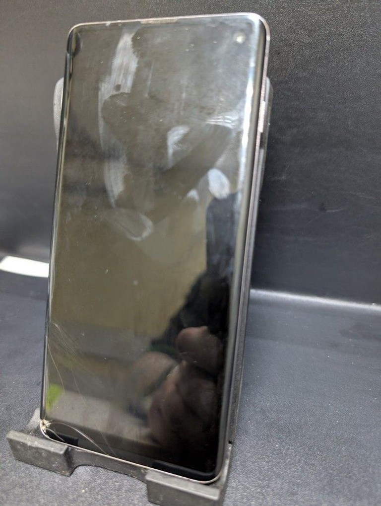 Дешиво Samsung galaxy s10 sm-g973f/ds 8/128gb с ломбарда