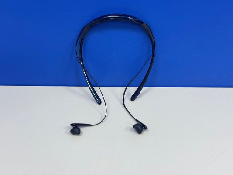 Купить Samsung level u (eo-bg920) Б/У