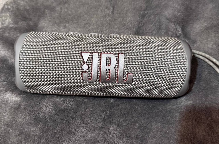 Купити Jbl Flip 6 Grey (JBLFLIP6GREY) Б/У