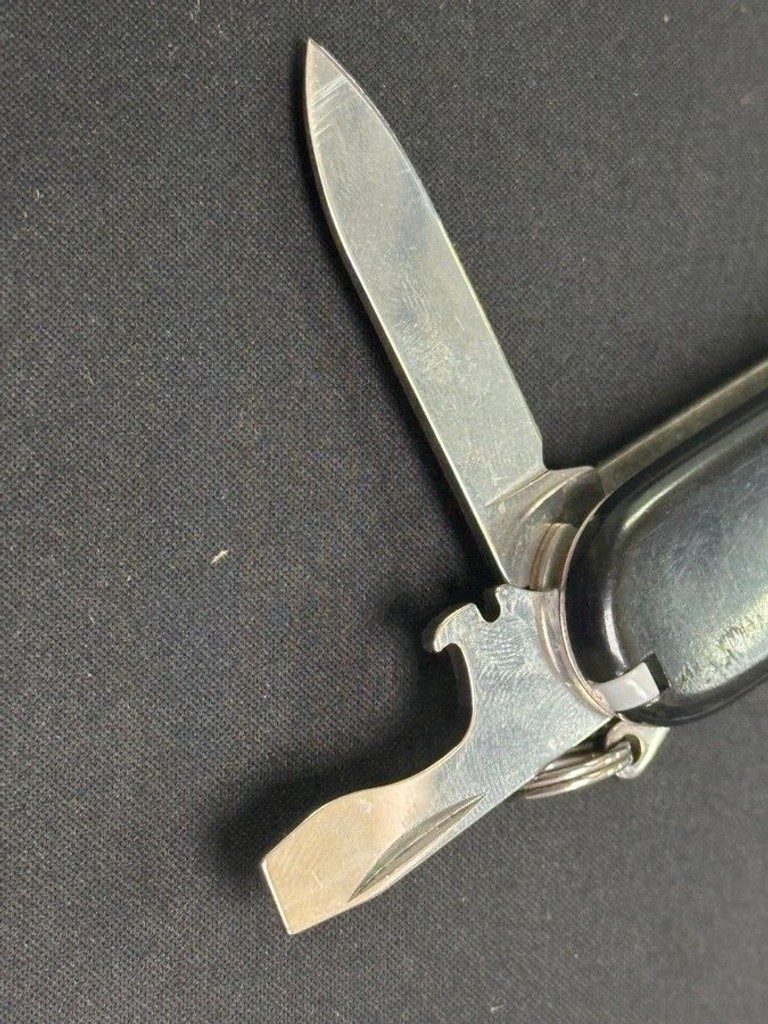 Дешево Victorinox spartan з ломбарду
