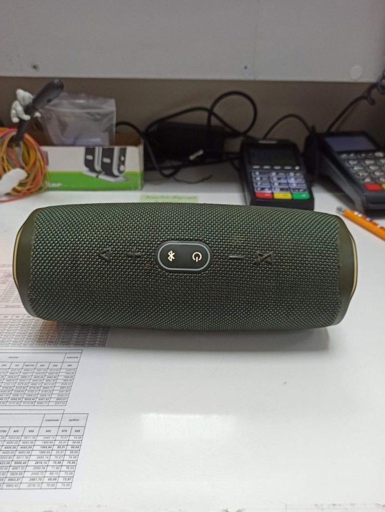 Дешево Jbl charge 4 з ломбарду