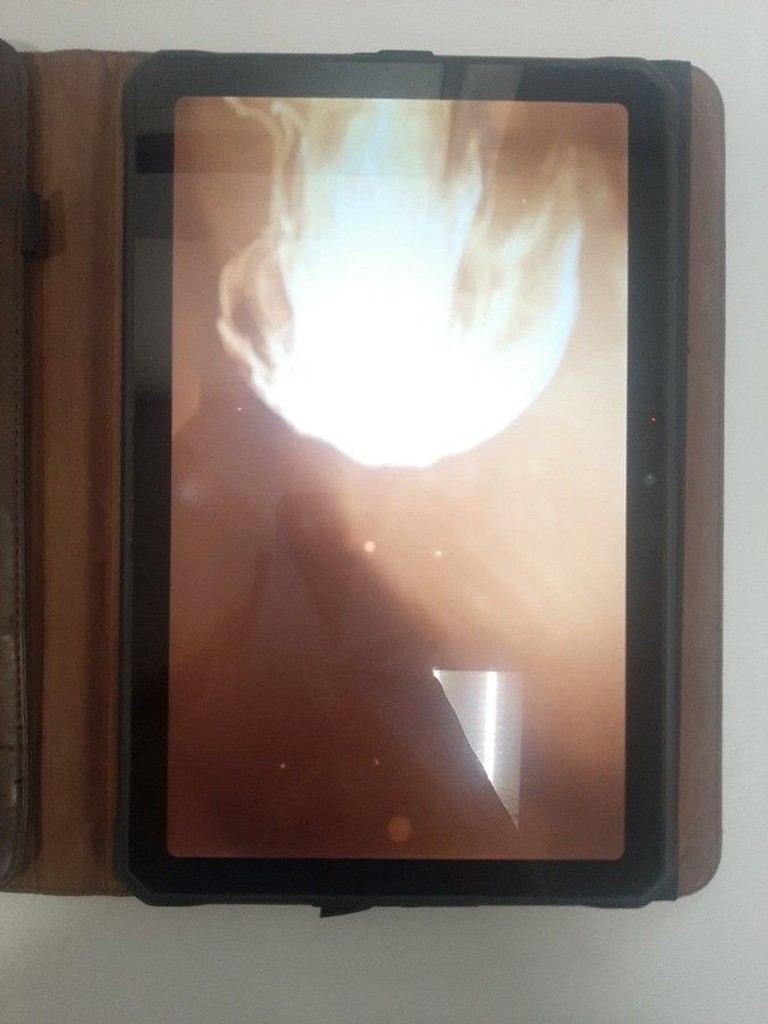 Купити Doogee R10 8/128GB Black Б/У