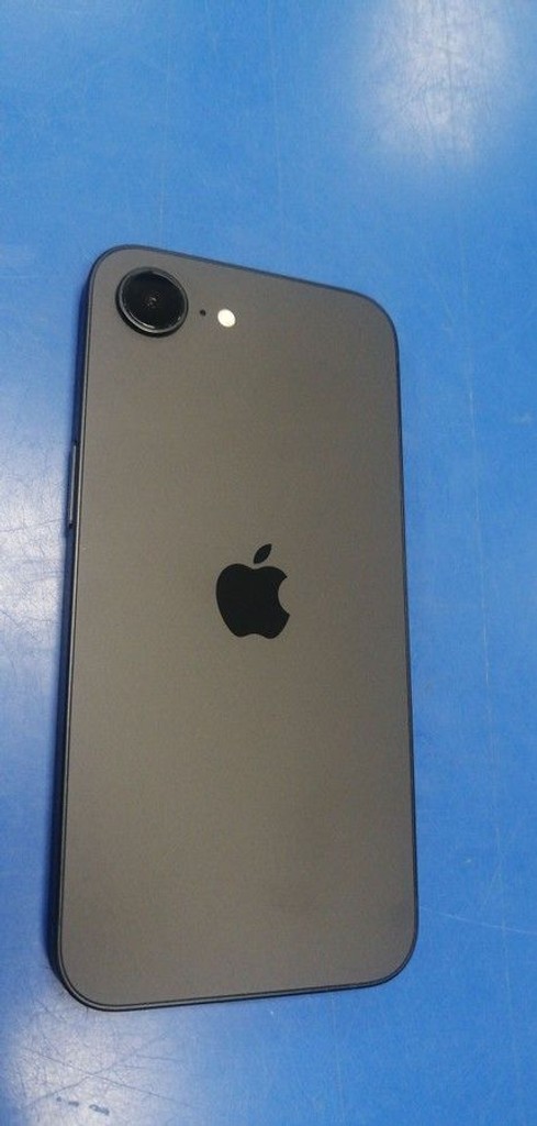 Оголошення Apple iPhone 17e 256GB White Б/У
