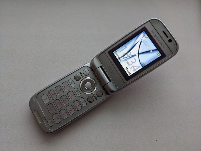 Объявление sony ericsson z610i Б/У