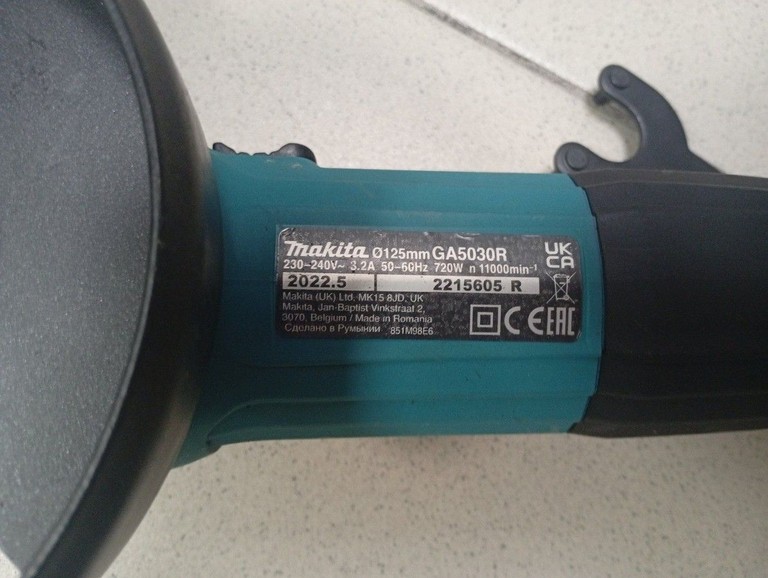 Дешево Makita GA5030R з ломбарду