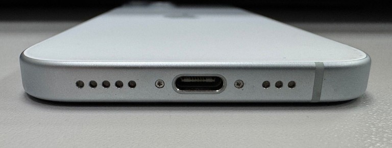 Apple iPhone 15 128GB Green Код:01-201159360. Зображення 11