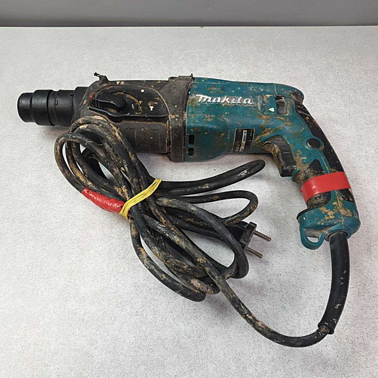 Makita HR2470