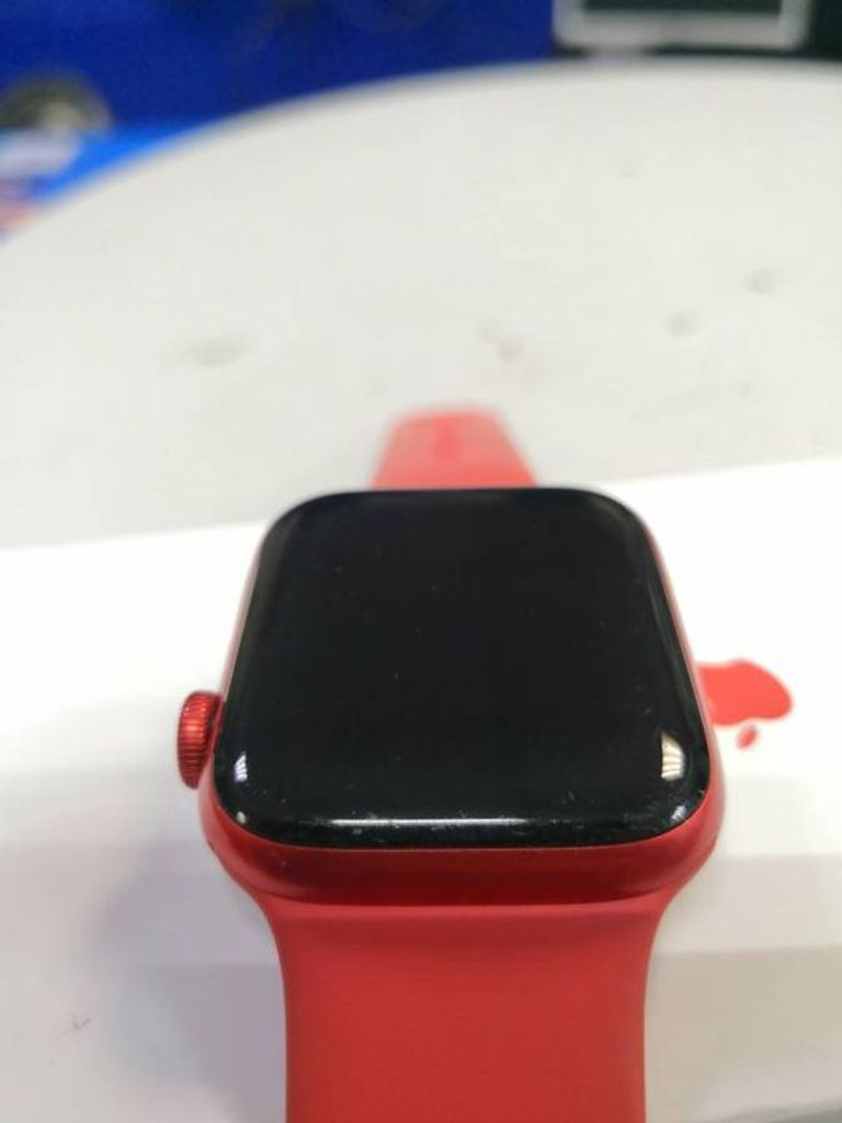 Apple watch series 6 44mm aluminum case