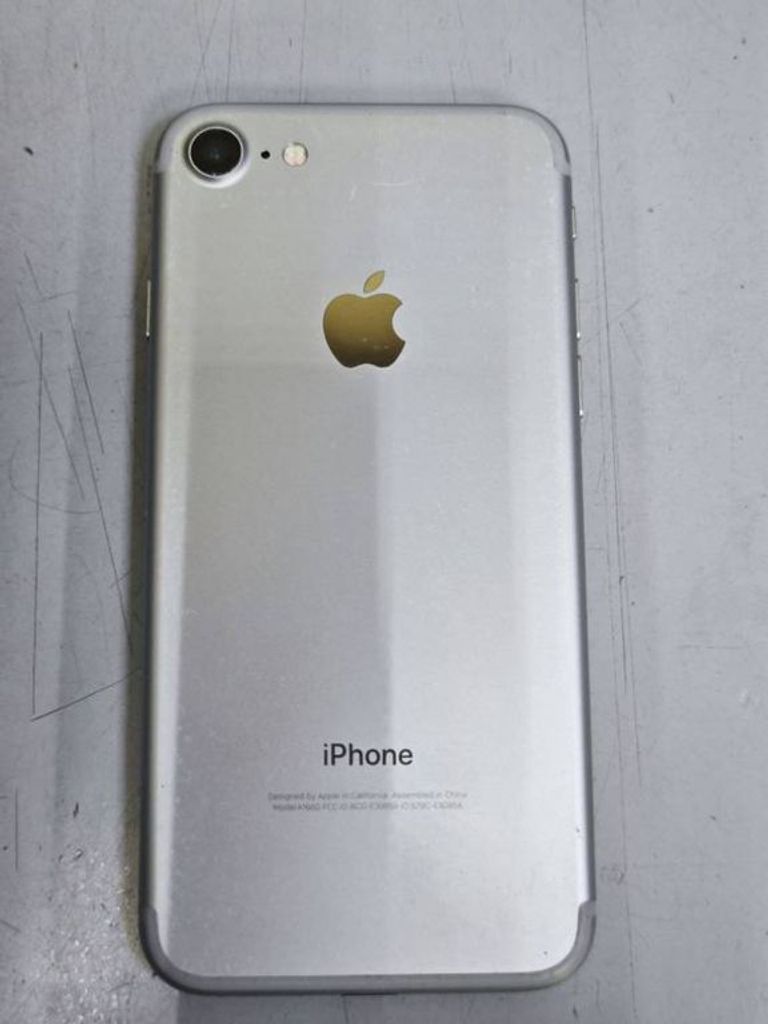 Дешево Apple iphone 7 32gb з ломбарду