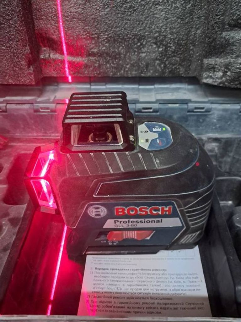 Дешиво Bosch gll 3-80 professional с ломбарда