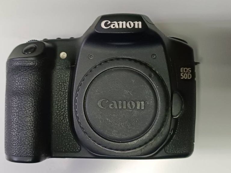 Canon eos 250d body