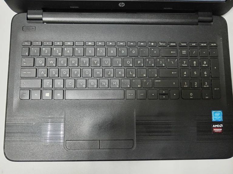 Hp pentium n3710 1,6ghz/ ram4gb/ hdd500gb/amd radeon r5 m330