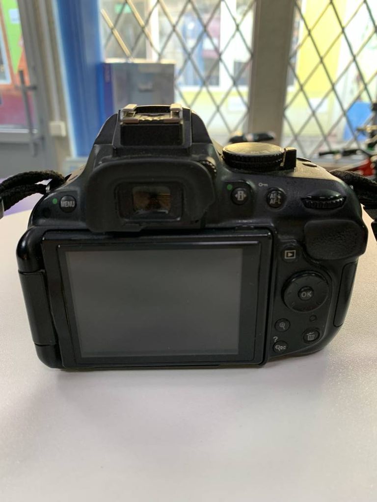 Nikon d5200 kit 18-55mm vr