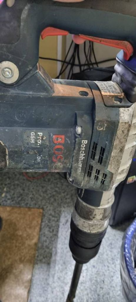 Дешево Bosch GSH 5 CE (0611321000) з ломбарду