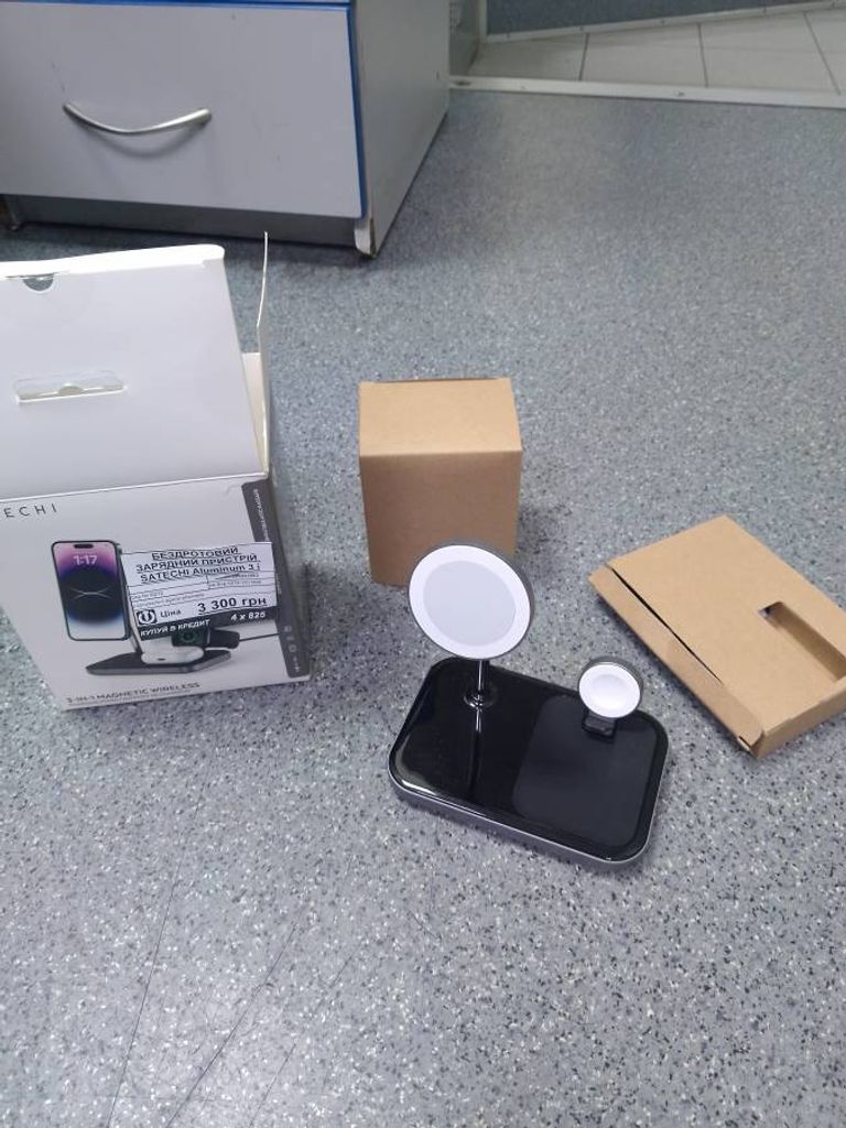 Купити Satechi aluminum 3 in 1 magnetic wireless charging stand Б/У