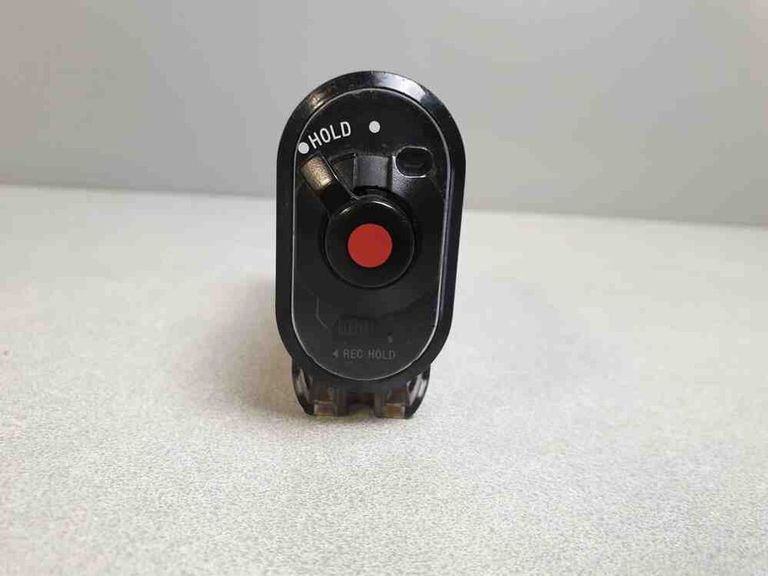 Дешиво Sony HDR-AS20B с ломбарда