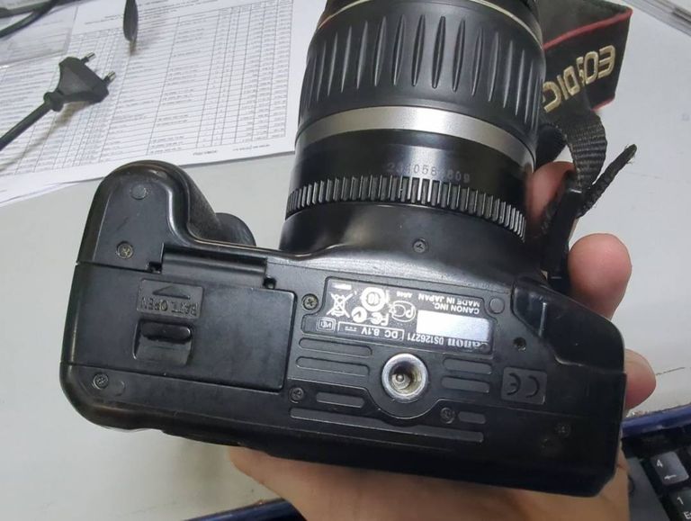 Дешево Canon eos 550d +efs 18-55mm 3.5-5.6 is з ломбарду