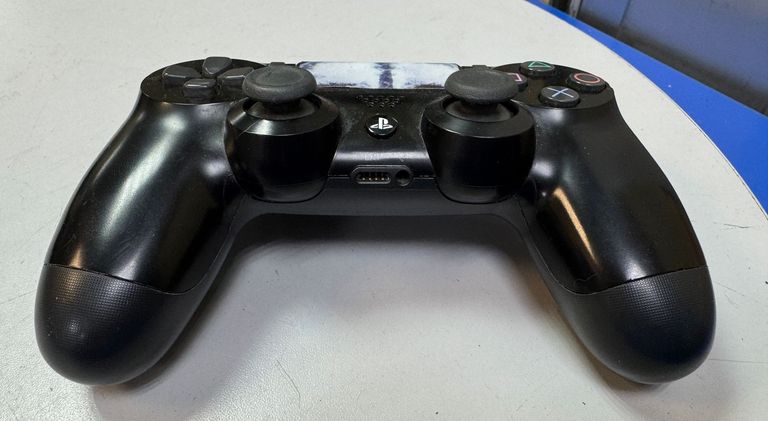  Sony PlayStation 4 Slim 1TB Black Код:01-200454699. Изображение 7