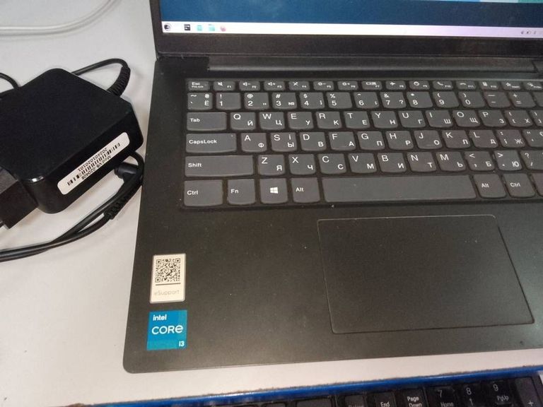 Дешиво Lenovo єкр. 14/ core i3-1115g4 3,0ghz/ ram8gb/ ssd256gb/ intel uhd с ломбарда