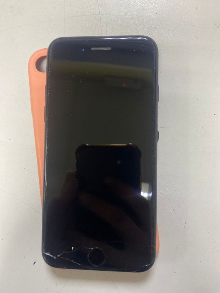 Apple iphone 7 32gb Код:01-200482785. Зображення 6