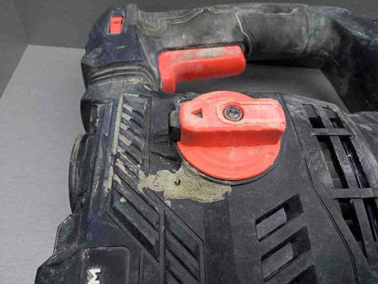 Дешево Dnipro-m BH-20 (17557000) з ломбарду